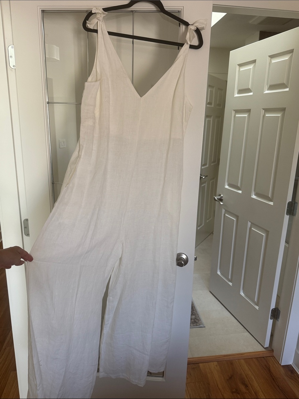 NWT 100% Linen Tie-Shoulder Jumpsuit